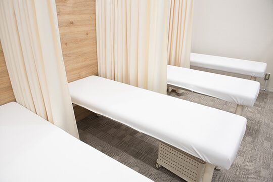 iCure鍼灸接骨院　浜松町2